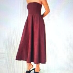 MEDIUM    STRAPLESS TUBE FLOWY MAXI DRESS